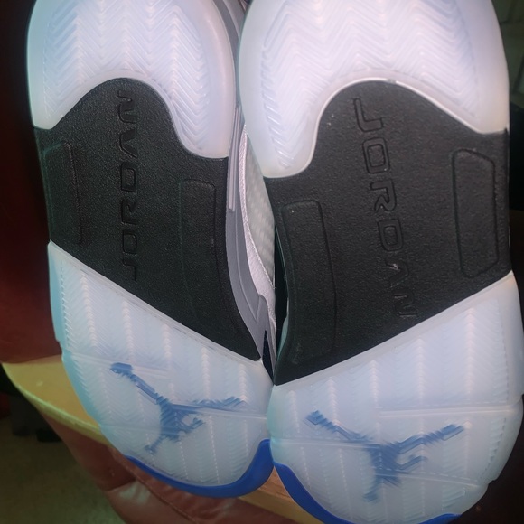 Jordan 5 Stealth Retro 2021 - Picture 3 of 5